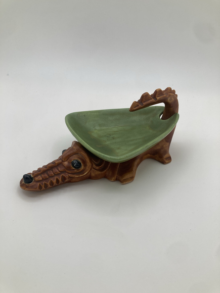 Vintage Mid-Century Alligator Ashtray Green & Brown Ceramic Figural Dish - Picture 2 of 4